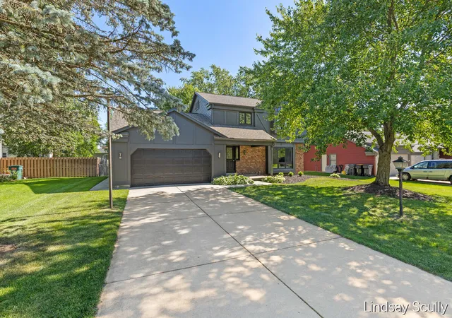 Homes for sale in Grand Rapids, MI | 1830 Lockmere Dr, Grand Rapids, MI 49508 | MLS# 70540676