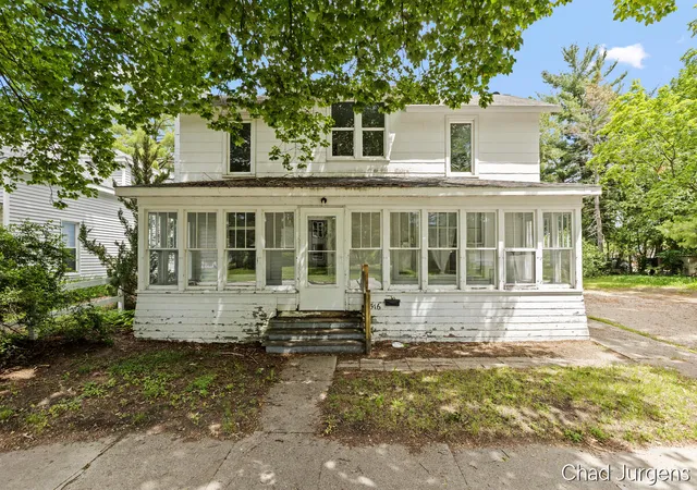 Homes for sale in Big Rapids, MI | 516 N Michigan Ave, Big Rapids, MI 49307 | MLS# 70541123