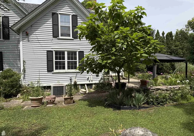 Photo 4 of Single family home for sale at 144 N Washington Sts, Lake Orion, MI 48362 | MLS# 50215597 | Listing updated on 2026-09-02