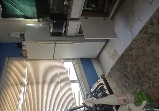 5th image of 9360 Cheyenne St, Detroit, MI 48228 | MLS# 60978654