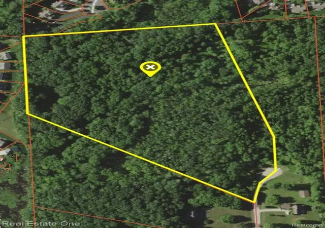 10th image of 5700 Rolling Hills Dr, Rochester, MI 48306 | MLS# 60062516