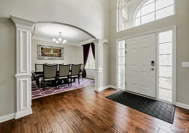 2nd image of 6960 Norway Dr, Troy, MI 48085 | MLS# 61010242