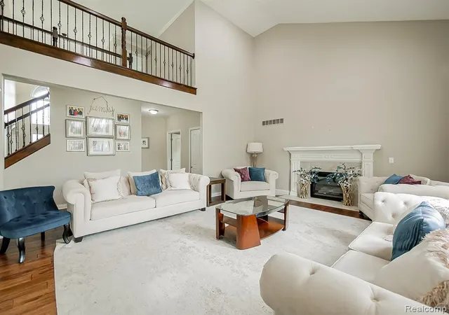 4th image of 6960 Norway Dr, Troy, MI 48085 | MLS# 61010242