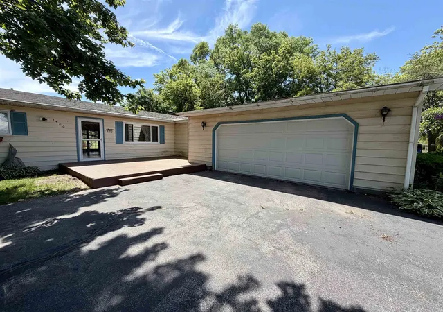 4th image of 1400 Wetters Rd, Kawkawlin, MI 48631 | MLS# 50212584