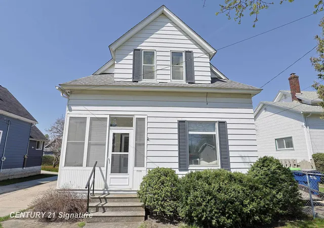 2nd image of 706 S Lincoln St, Bay City, MI 48708 | MLS# 50206272