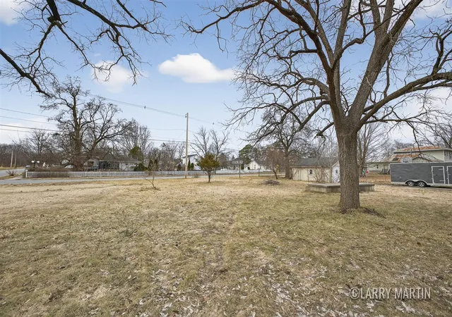 Homes for sale in Lowell, MI | 222 S Division St, Lowell, MI 49331 | MLS# 70534529