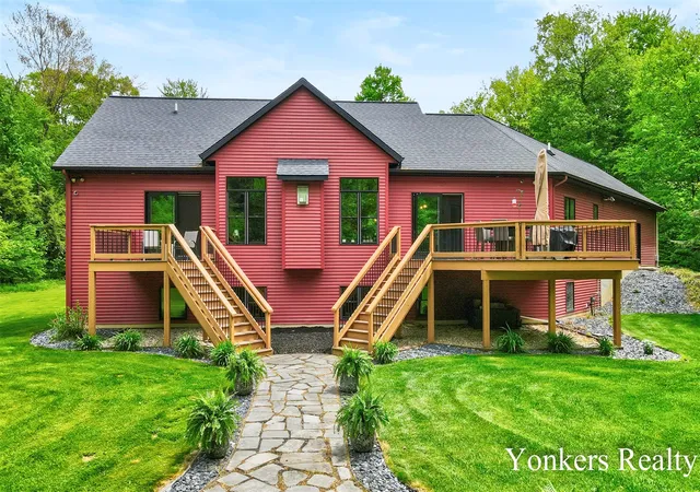 5th image of 1109 Kenowa Ave, Byron Center, MI 49315 | MLS# 70470111