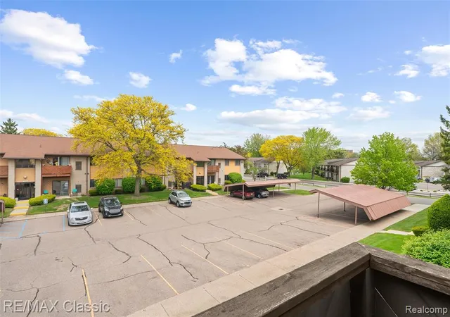 Homes for sale in Westland, MI | 7362 Manor Cir #203, Westland, MI 48185 | MLS# 60992384