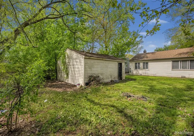Homes for sale in Westland, MI | 32565 Mason St, Westland, MI 48186 4732 | MLS# 60993171