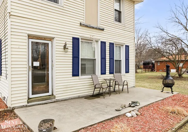 Homes for sale in Port Huron, MI | 3925 W Water St, Port Huron, MI 48060 | MLS# 50202489