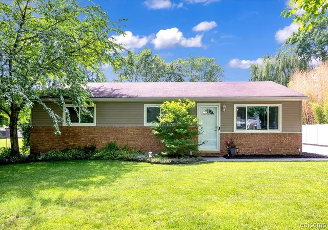Homes for sale in Shelby Township, MI | 45451 Joseph St, Shelby Township, MI 48317 | MLS# 61003150