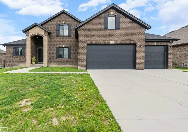 Photo 1 of Single family home for sale at 43253 Sams Ln, Chesterfield Twp, MI 48047 | MLS# 50219532 | Listing updated on 2026-09-03