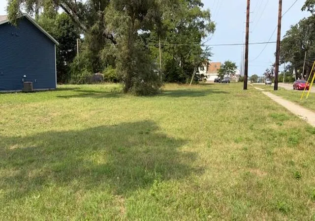Photo 3 of Land for sale at 397 Marquette Ave, Muskegon, MI 49442 | MLS# 70552481 | Listing updated on 2026-08-24