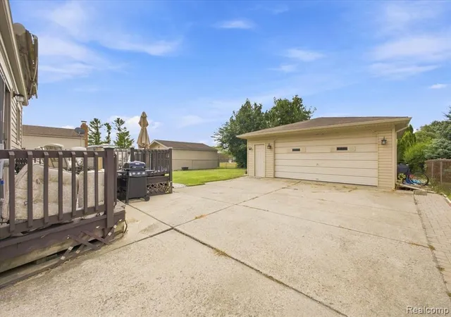 Photo 3 of Sale Pending at 41269 Dunboyne Cir, Clinton Township, MI 48038 1856 | MLS# 61024741 | Listing updated on 2026-09-13