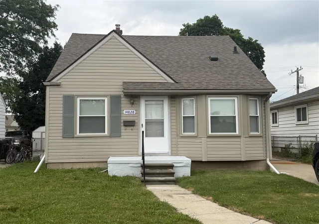 Homes for sale in Allen Park, MI | 14828 Euclid Ave, Allen Park, MI 48101 | MLS# 70539687
