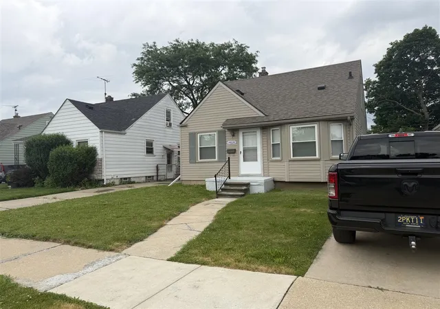 Homes for sale in Allen Park, MI | 14828 Euclid Ave, Allen Park, MI 48101 | MLS# 70539687