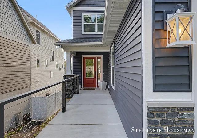 5th image of 8558 Brower Lake Dr, Rockford, MI 49341 | MLS# 70538784