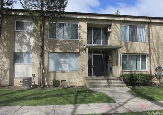 Photo 1 of Condo for sale at 25555 Lahser Rd #A-15, Southfield, MI 48033 | MLS# 60943833 | Listing updated on 2026-08-03