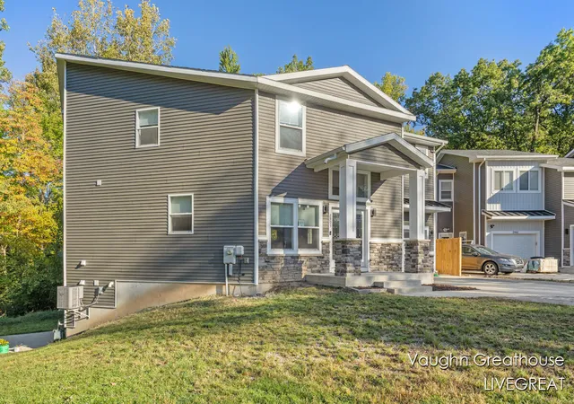 4th image of 2905 Woodside Ave, Grand Rapids, MI 49508 | MLS# 70500041