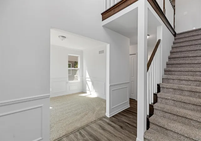 2nd image of 1428 Weeping Willow Ct, Ypsilanti, MI 48198 | MLS# 70531984