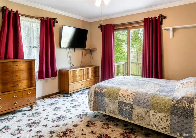 Photo 4 of Single family home for sale at 704 E Lovell Dr, Troy, MI 48085 1604 | MLS# 61025178 | Listing updated on 2026-09-12