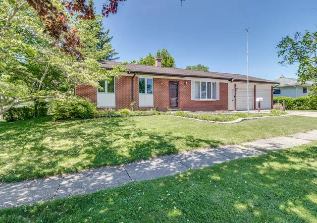 Homes for sale in Battle Creek, MI | 126 Ansted Dr, Battle Creek, MI 49015 | MLS# 70534370