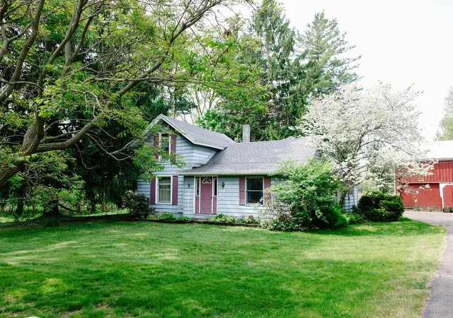 Homes for sale in Caledonia, MI | 421 Se Kinsey Ave, Caledonia, MI 49316 | MLS# 70537300