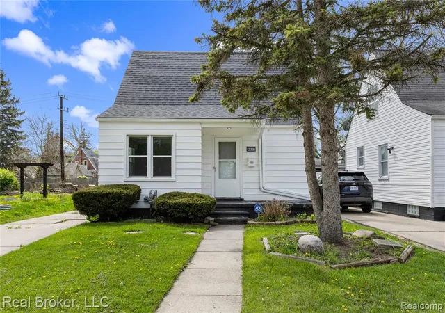 2nd image of 4637 University Pl, Detroit, MI 48224 | MLS# 60988778