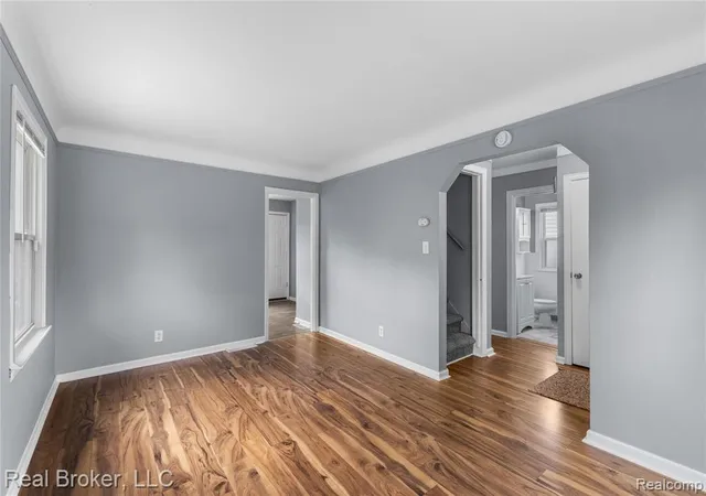 5th image of 4637 University Pl, Detroit, MI 48224 | MLS# 60988778