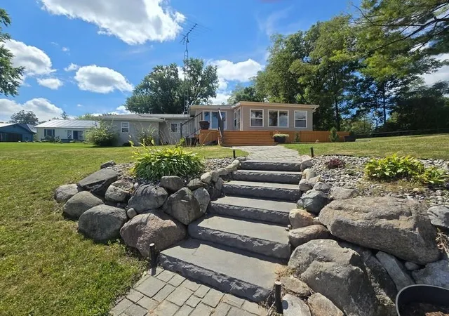 Photo 1 of Sale Pending at 344 W Brown St, Beaverton, MI 48612 | MLS# 50220066 | Listing updated on 2026-09-15