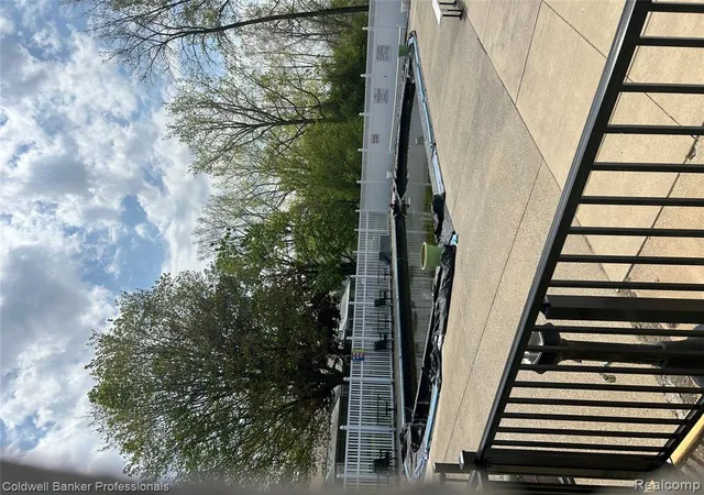 Listing Photo 2 - Condo for sale in building located at 49936 Helfer Blvd, Wixom, MI 48393 - Unit #8