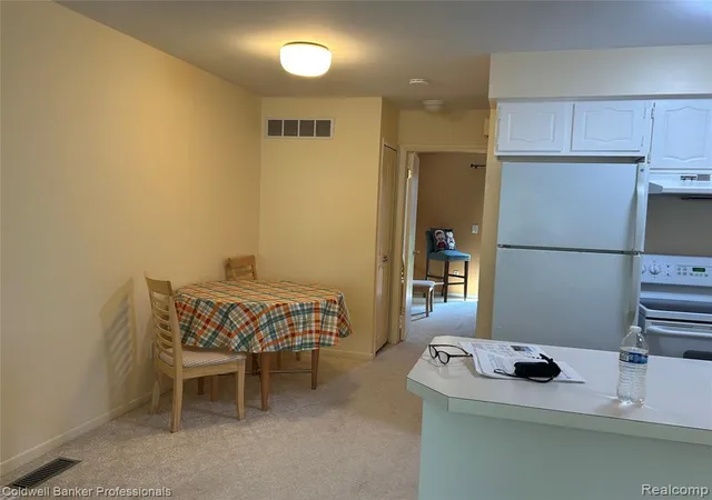 Listing Photo 3 - Condo for sale in building located at 49936 Helfer Blvd, Wixom, MI 48393 - Unit #8
