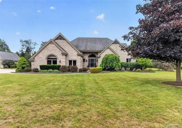 Photo 3 of Sale Pending at 56769 Mckenzi Ln, South Lyon, MI 48178 8702 | MLS# 61025712 | Listing updated on 2026-09-13