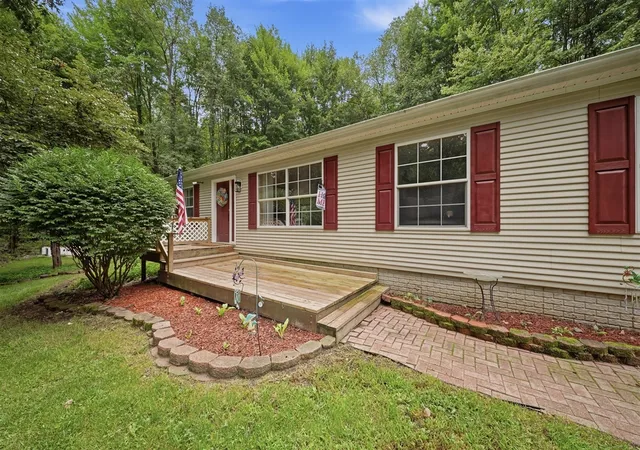 Photo 2 of Single family home for sale at 10641 Coopersfield Rd, Chelsea, MI 48118 | MLS# 70552292 | Listing updated on 2026-09-17