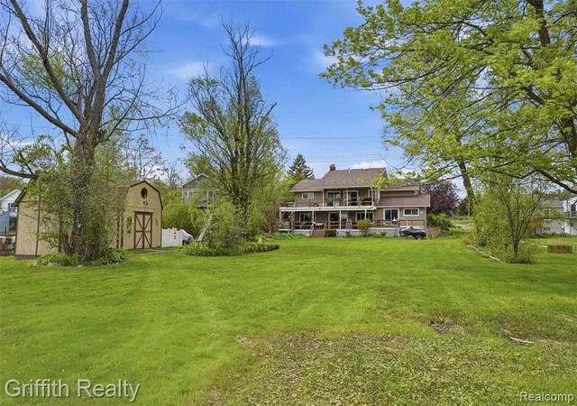Homes for sale in Brighton, MI | 2901 School Lake Dr, Brighton, MI 48114 | MLS# 60992620