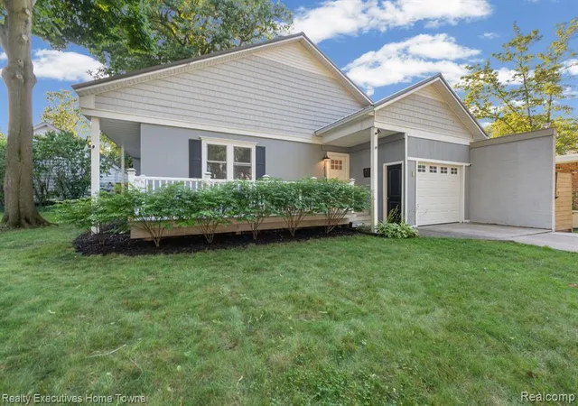1st image of 3473 Armour St, Port Huron, MI 48060 | MLS# 61011242