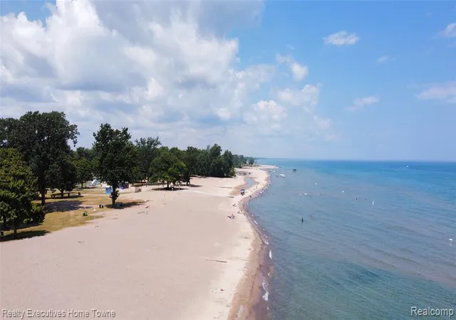 40th image of 3473 Armour St, Port Huron, MI 48060 | MLS# 61011242