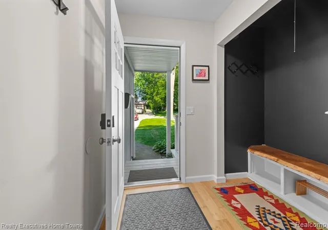 4th image of 3473 Armour St, Port Huron, MI 48060 | MLS# 61011242