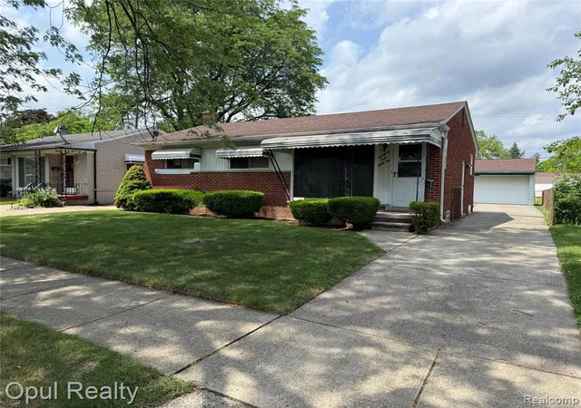 Homes for sale in Redford, MI | 26362 Margareta St, Redford, MI 48240 | MLS# 61001218