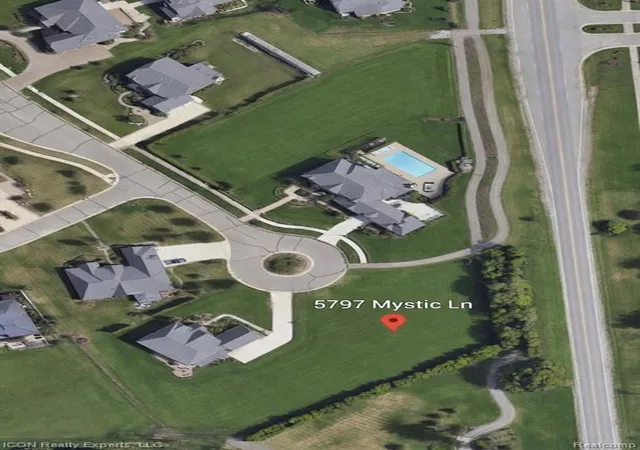 Homes for sale in Rochester, MI | 5797 Mystic Lane, Rochester, MI 48306 | MLS# 60988782