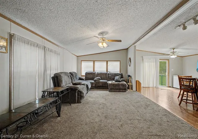 Photo 4 of Single family home for sale at 28451 Spruce Dr, Flat Rock, MI 48134 | MLS# 61021345 | Listing updated on 2026-09-11