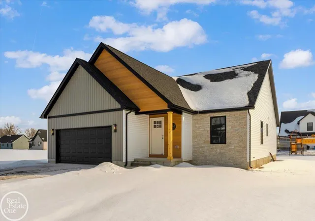 2nd image of 2 Shelldrake Ln, Saint Clair, MI 48079 | MLS# 50177149