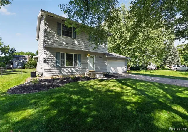 Homes for sale in Grand Blanc, MI | 5521 Independence Colony Rd, Grand Blanc, MI 48439 | MLS# 61004771