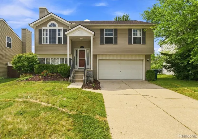 2nd image of 7190 Hogan Dr, Ypsilanti, MI 48197 | MLS# 61022020