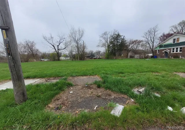 Photo 1 of Land for sale at 3959 Beaconsfield St, Detroit, MI 48224 | MLS# 60210074 | Listing updated on 2026-06-25