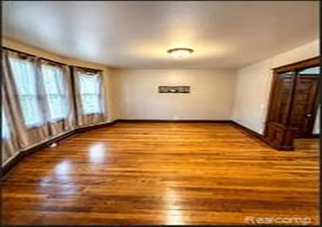 2nd image of 4427 Helen St, Detroit, MI 48207 | MLS# 61009176