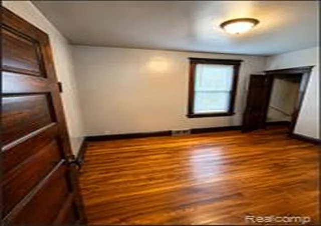 5th image of 4427 Helen St, Detroit, MI 48207 | MLS# 61009176