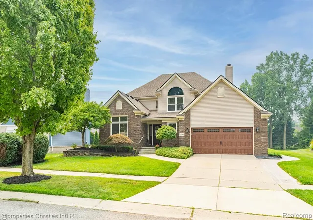Photo 2 of Sale Pending at 43347 Riverbridge Ct, Novi, MI 48375 | MLS# 61013409 | Listing updated on 2026-08-06