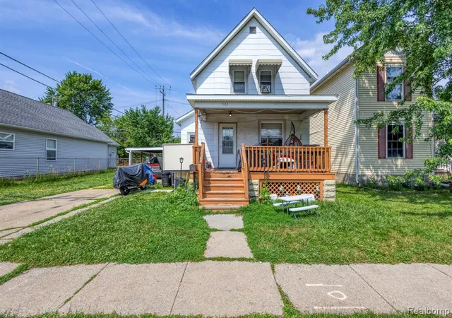 1st image of 503 14th St, Port Huron, MI 48060 | MLS# 61010584