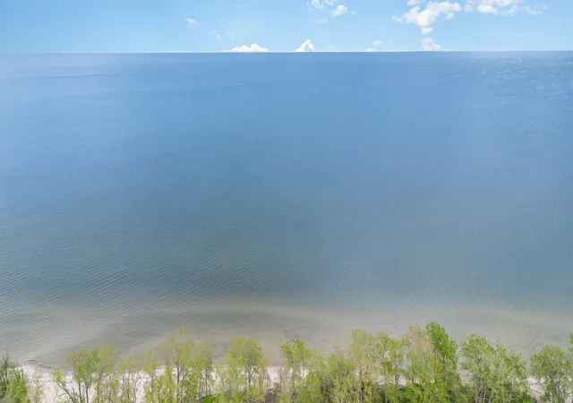 20th image of 430 Ricoma Beach Rd, Bay City, MI 48706 | MLS# 50191782